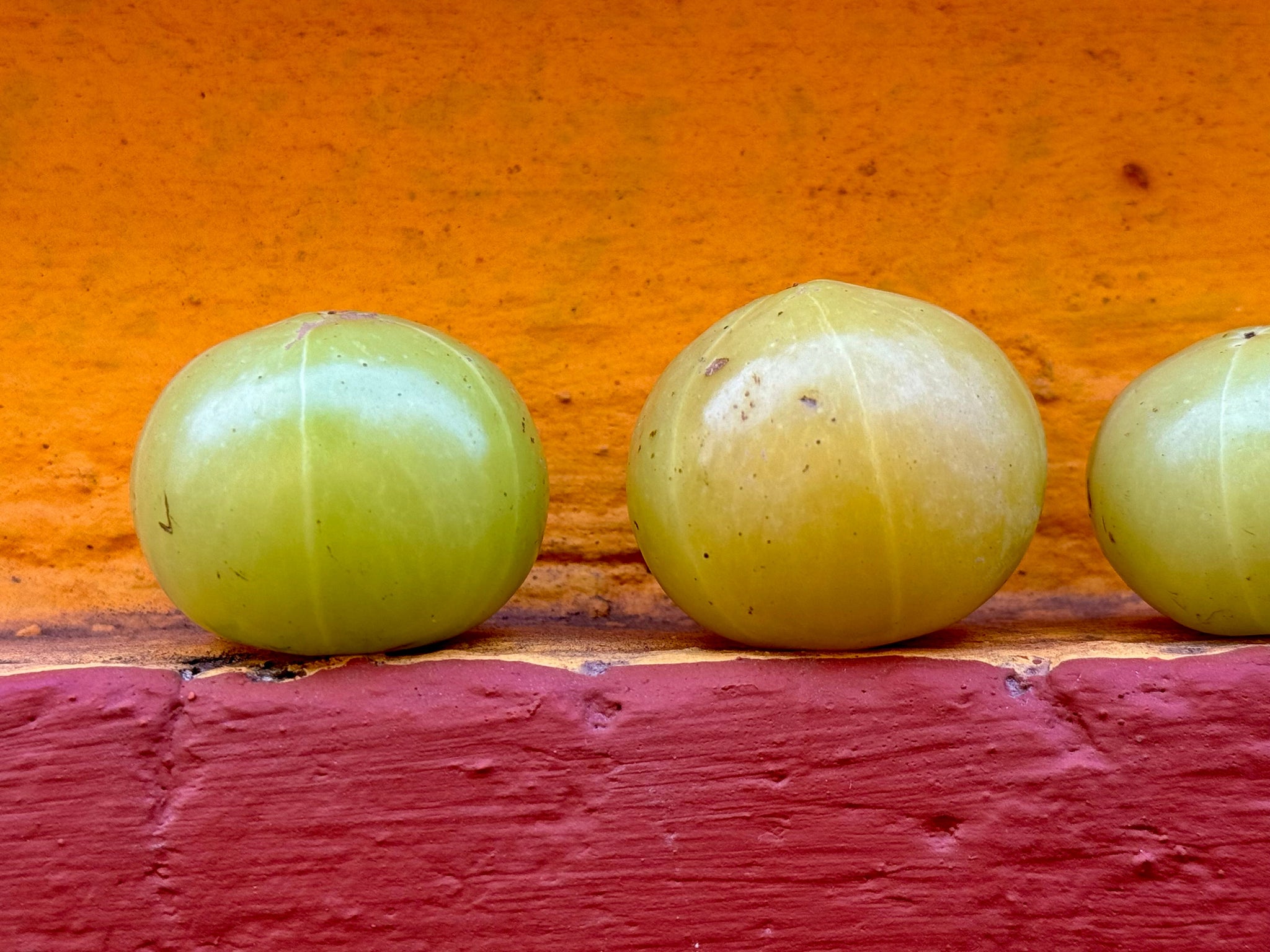 Liegendes Rejuvenating Amla Set von Khadi